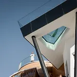 Hotel - Alpine . Luxury . Life Sölden