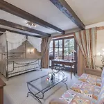 Hotel - Alpine . Luxury . Life