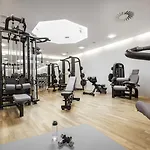 - Alpine . Luxury . Life