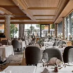 – Alpine . Luxury . Life 5*