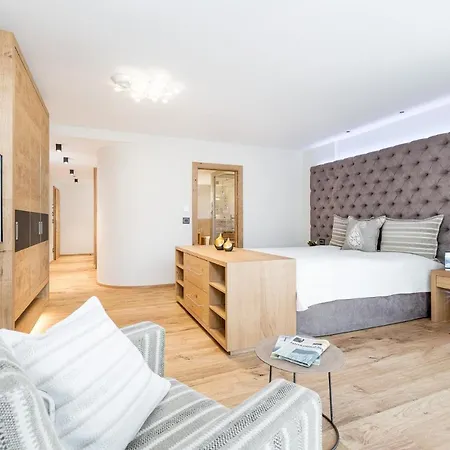 Das Central - Alpine . Luxury . Life Hotel Solden