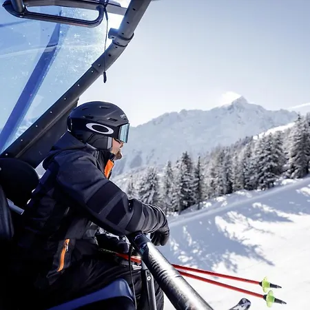 – Alpine . Luxury . Life Hotel 5*