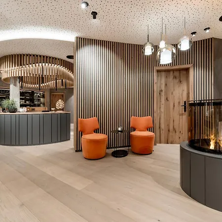 - Alpine . Luxury . Life Отель 5*