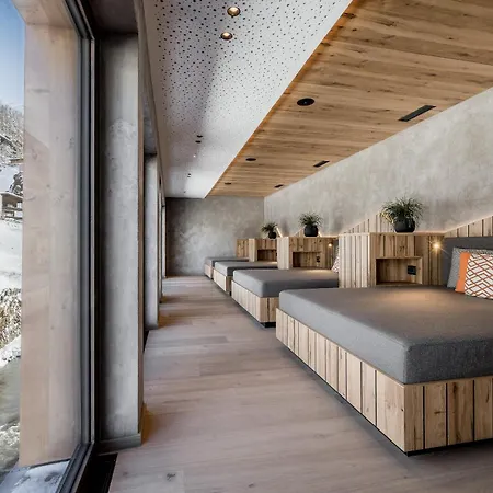 - Alpine . Luxury . Life 5* Зёльден