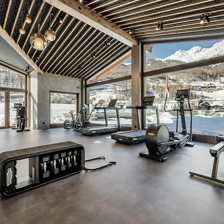 - Alpine . Luxury . Life 호텔