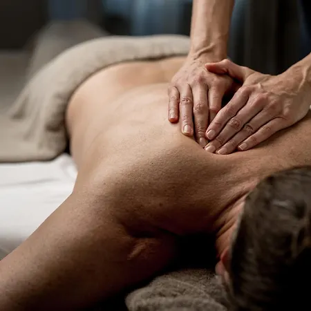 - Alpine . Luxury . Life Ξενοδοχείο