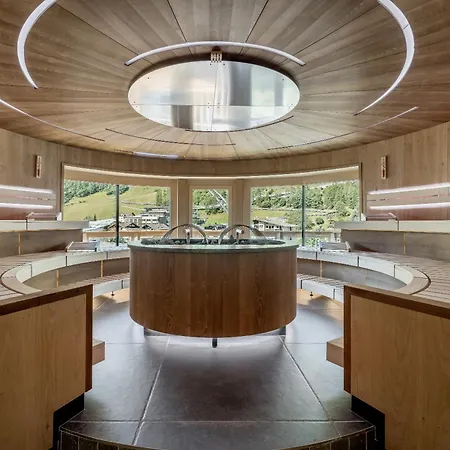 - Alpine . Luxury . Life Отель 5*