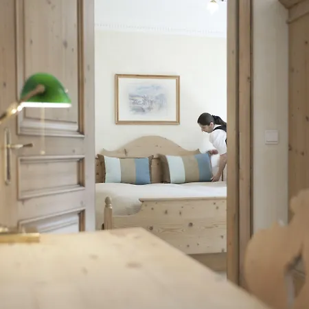 - Alpine . Luxury . Life Ξενοδοχείο