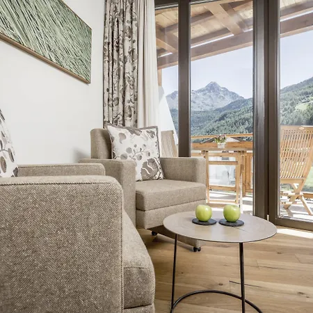 - Alpine . Luxury . Life Szálloda