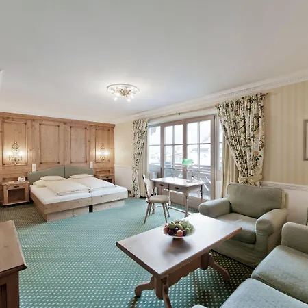 Отель - Alpine . Luxury . Life 5*
