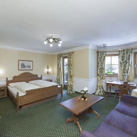 - Alpine . Luxury . Life Отель 5*