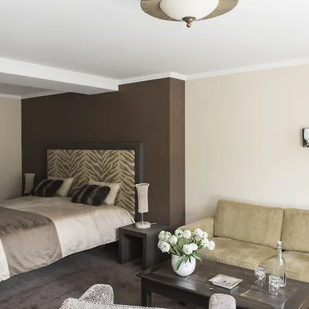 - Alpine . Luxury . Life Ξενοδοχείο Ζόλντεν