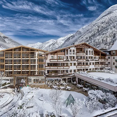 - Alpine . Luxury . Life 호텔