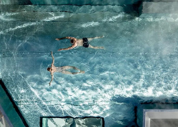 – Alpine . Luxury . Life 5*