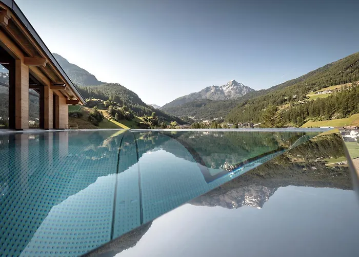 Das Central - Alpine . Luxury . Life Hotel 5*