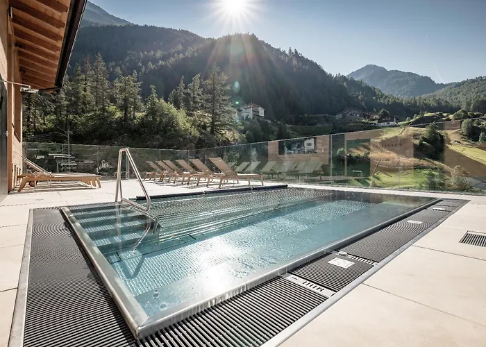 Hotel Das Central - Alpine . Luxury . Life Solden