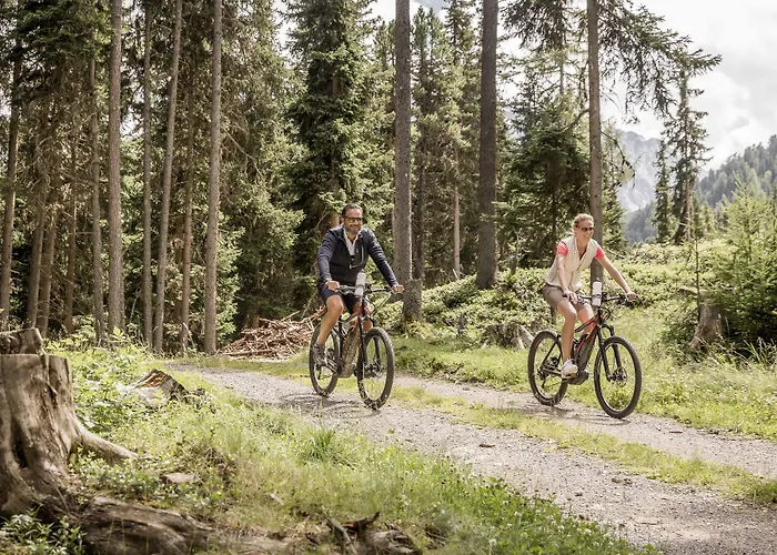 – Alpine . Luxury . Life Sölden