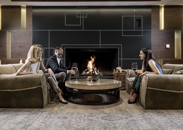 – Alpine . Luxury . Life 5* Sölden